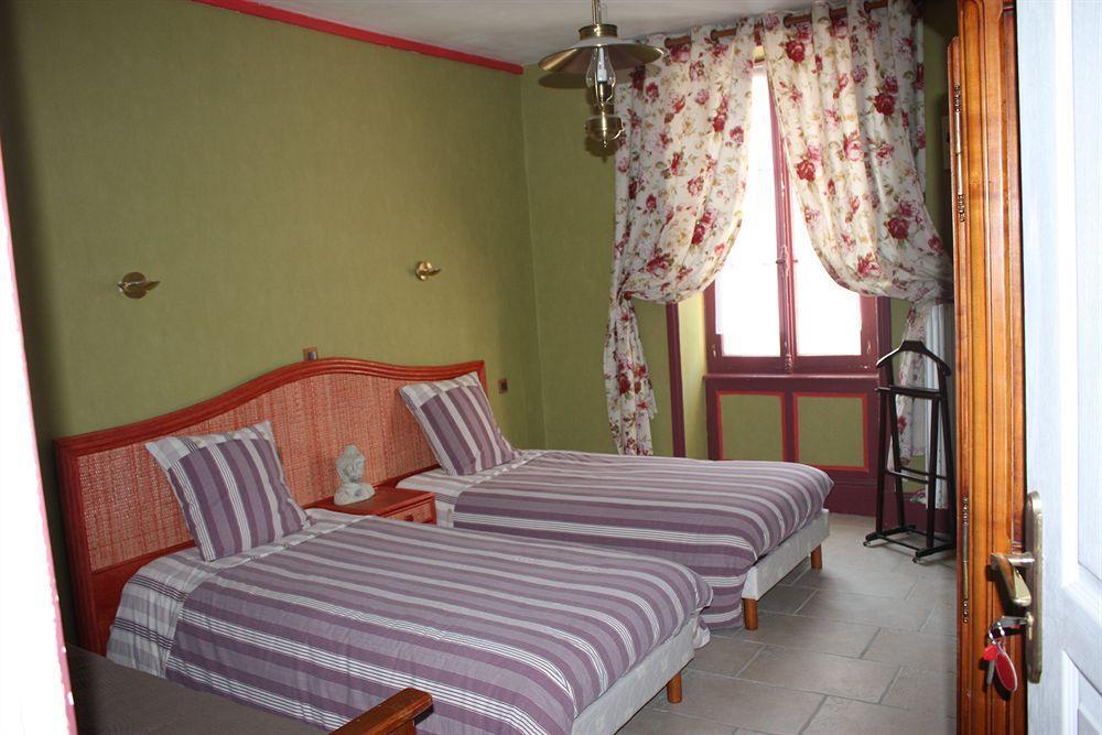 Aggarthi Bed And Breakfast บาเยอ ภายนอก รูปภาพ