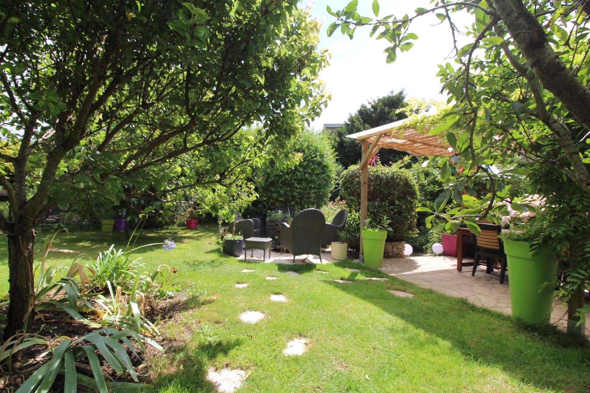 Aggarthi Bed And Breakfast บาเยอ ภายนอก รูปภาพ